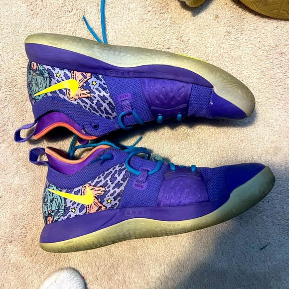 PG 2 used 9/10 size 13 - Picture 2 of 4